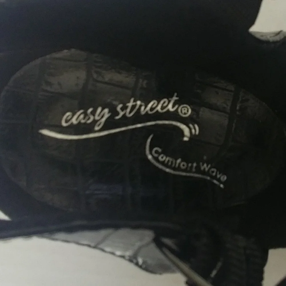 Easy Street Strappy Wedge Sandals Womens 9M Black Faux Croc Comfort 30-2441